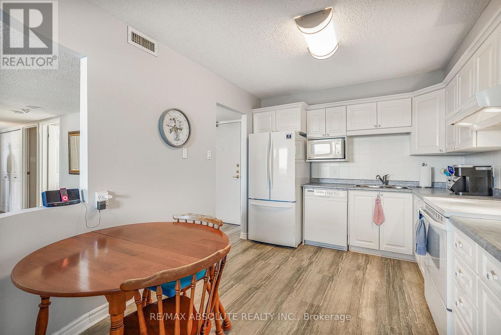 #607 200 LAFONTAINE AVENUE - 8