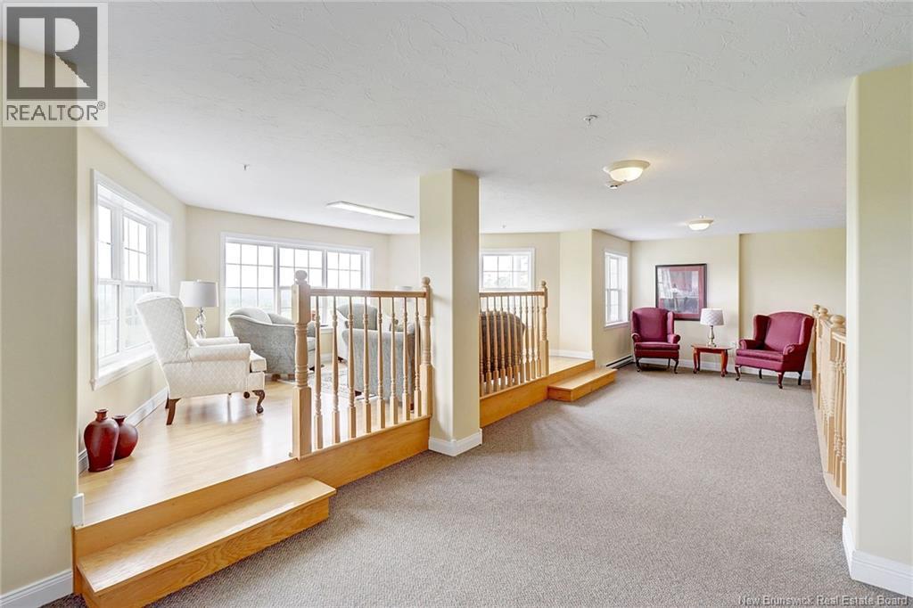 #409 1 GOLF GREENS LANE - 10