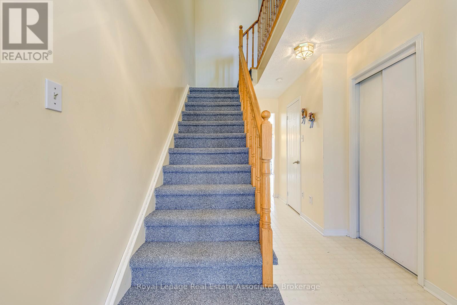 49 LETTY AVENUE, Brampton (Fletcher’s West), Ontario