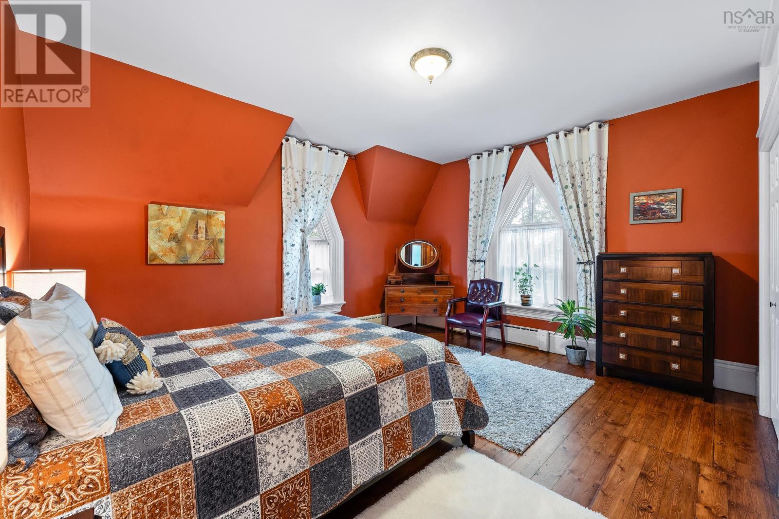 Property 27 of 45 of 57 William Street