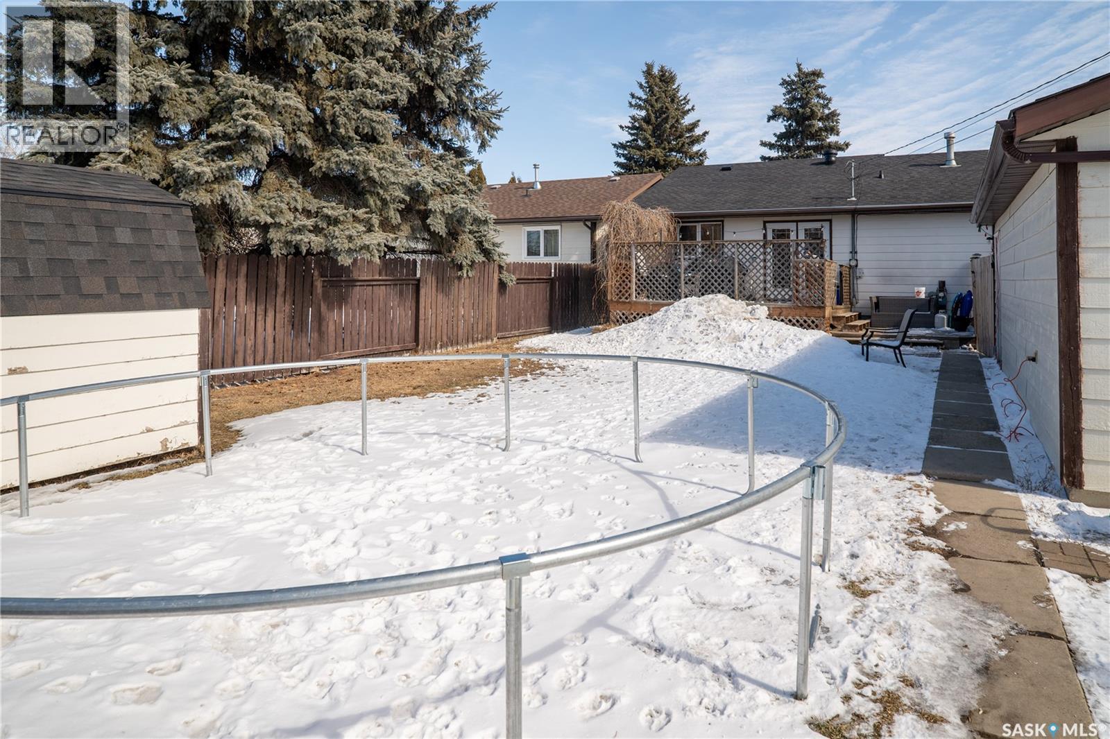 407 8TH AVENUE N - 34