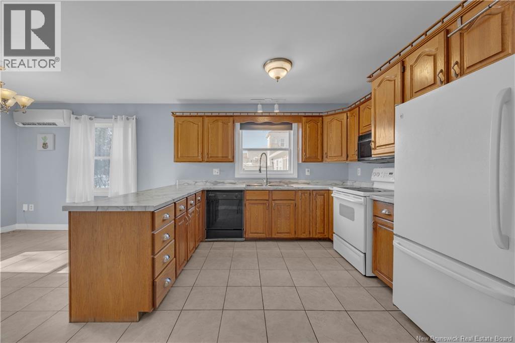 381 LANCASTER STREET - 18