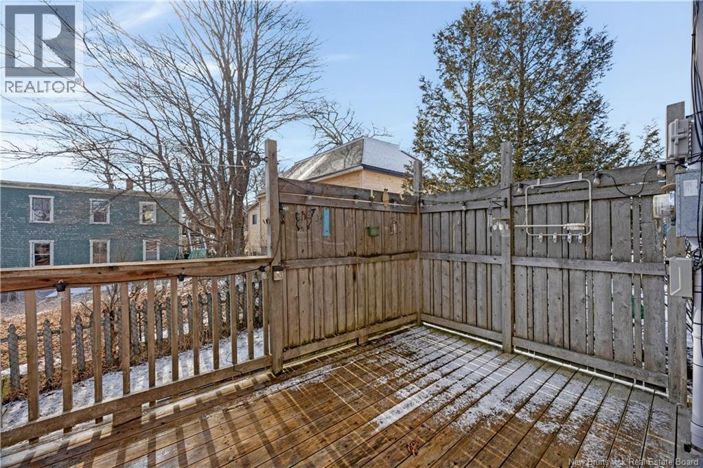 381 LANCASTER STREET - 22