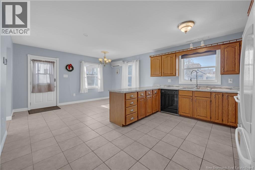 381 LANCASTER STREET - 15