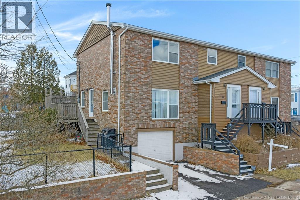 381 LANCASTER STREET - Image 2