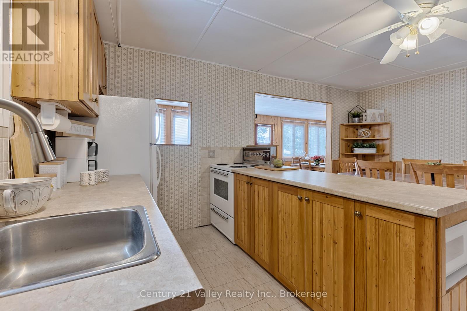 1077 LAKE CLEAR ROAD - 30