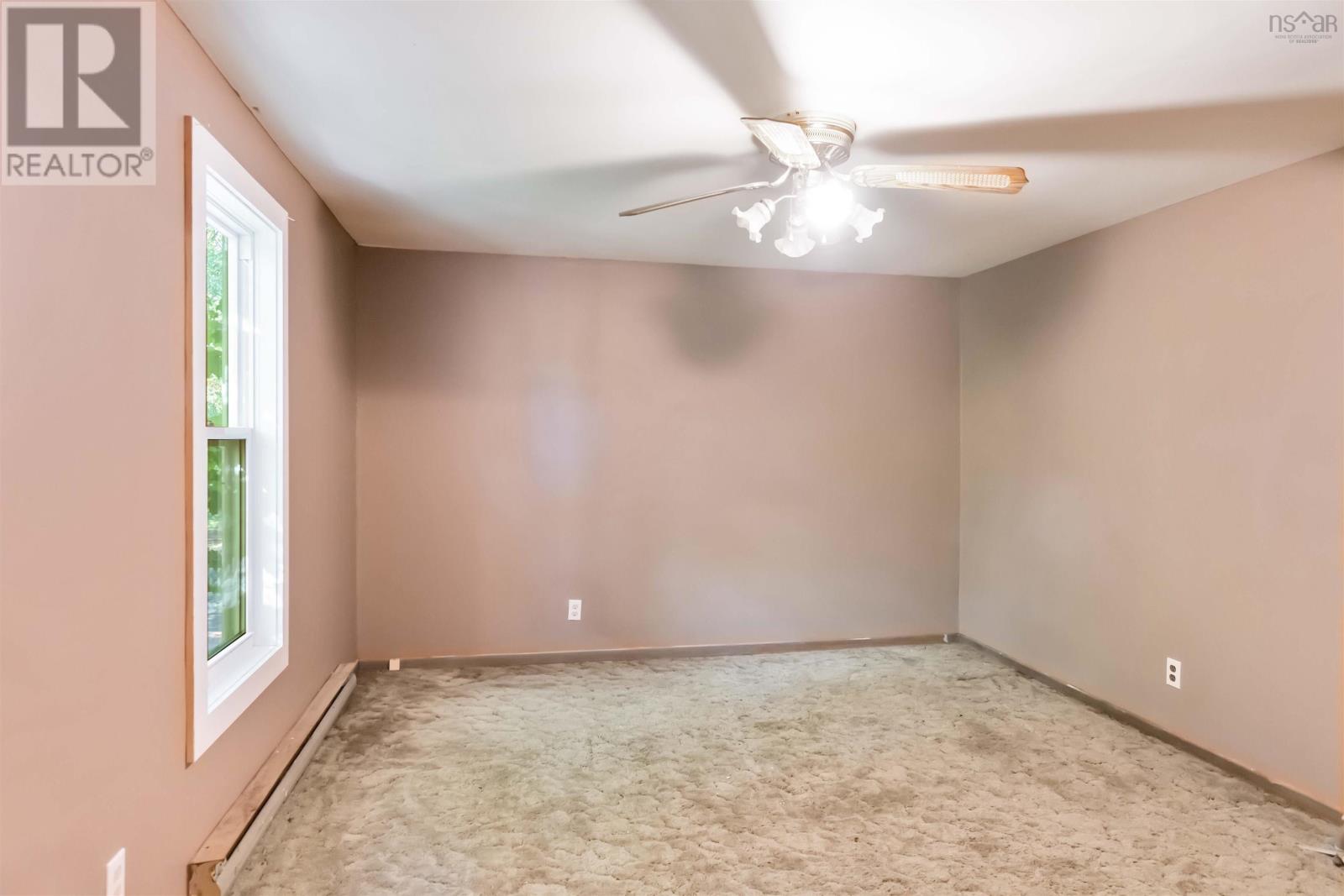 Property 10 of 44 of 736 Cambridge Road