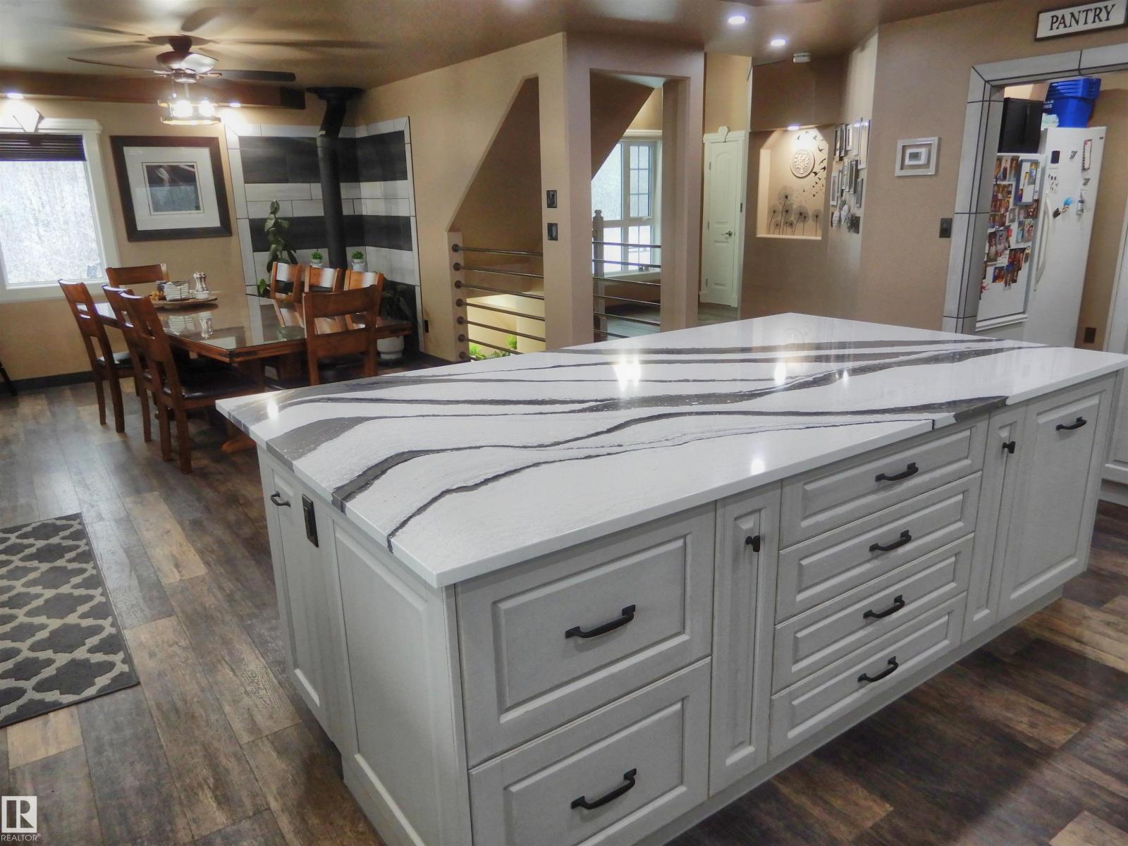 5208 TWP ROAD 505, Rural Parkland County