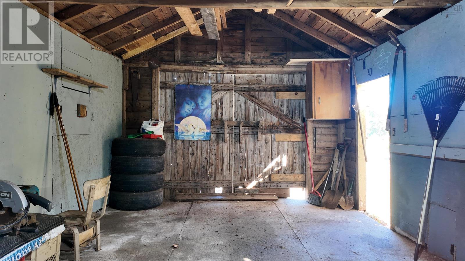 Property 41 of 44 of 736 Cambridge Road