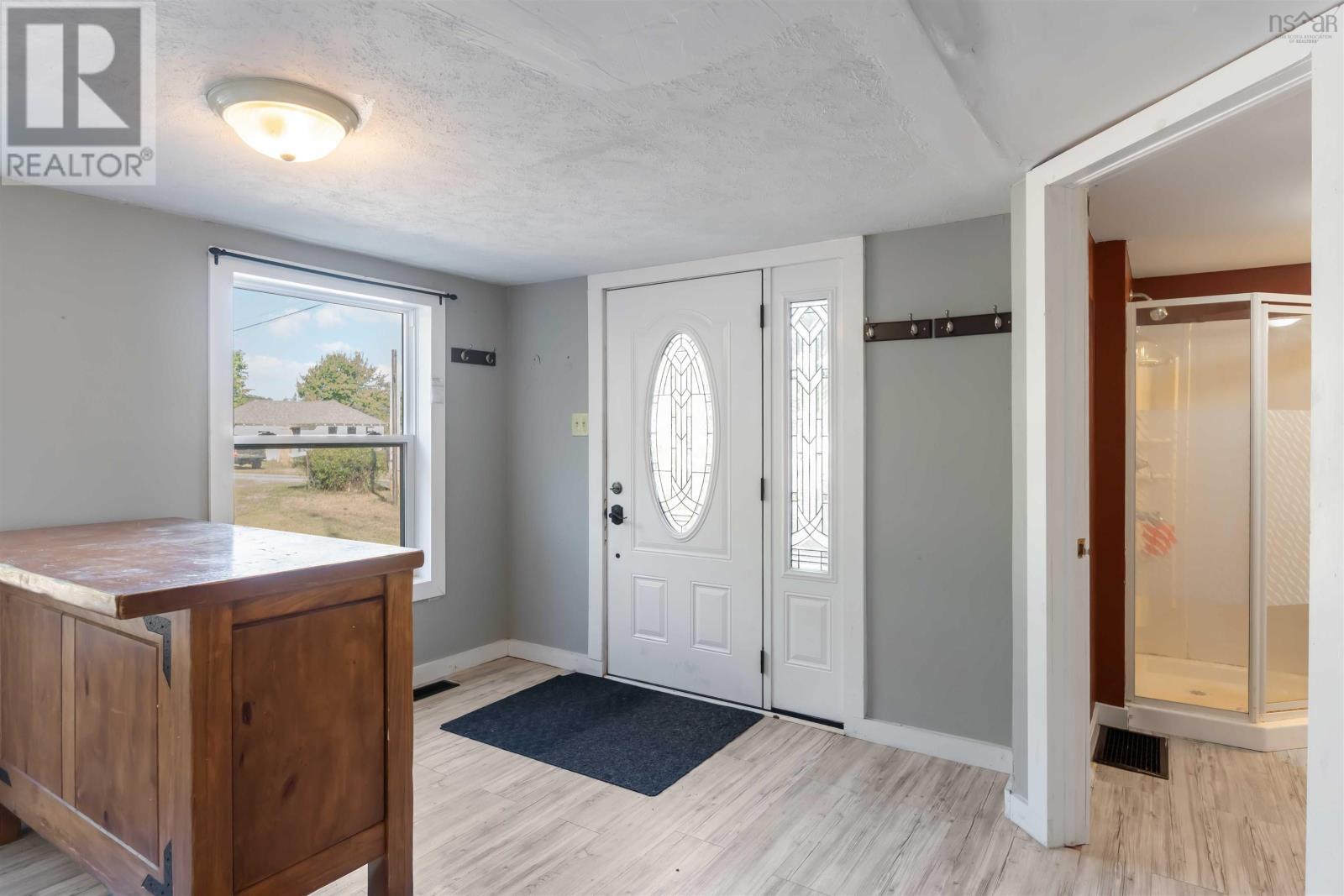 Property 32 of 44 of 736 Cambridge Road