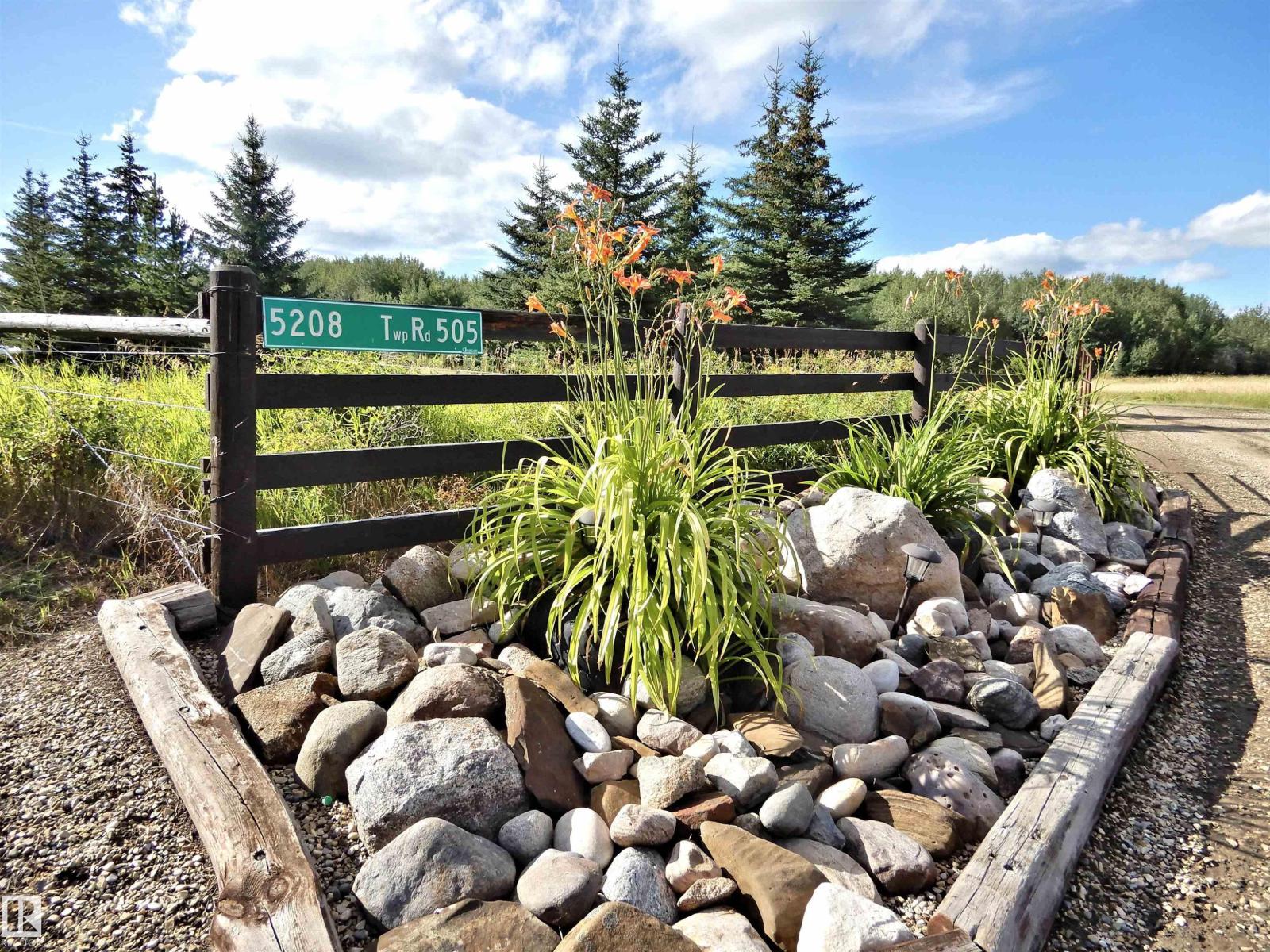 5208 TWP ROAD 505, Rural Parkland County