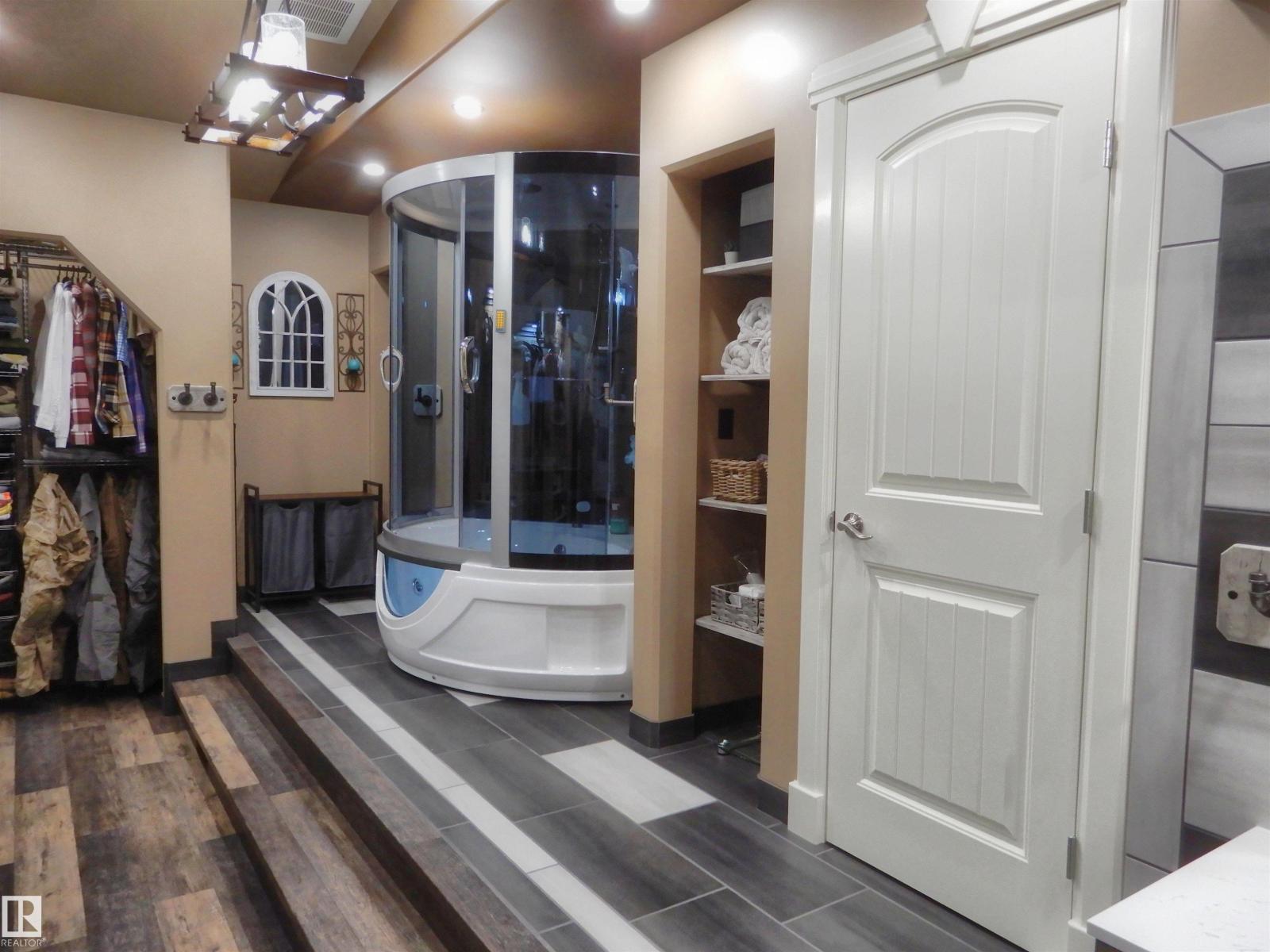 5208 TWP ROAD 505, Rural Parkland County