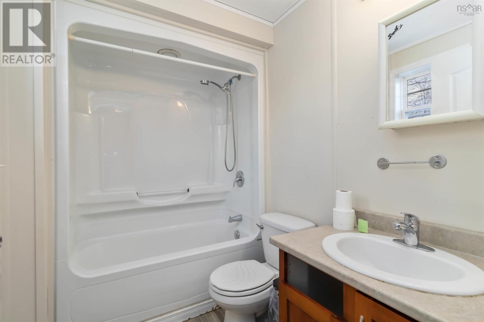 Property 1 of 31 of 1321 Highway 277