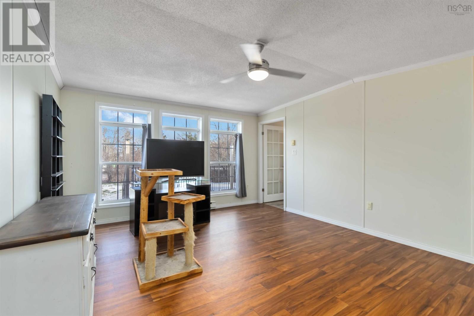 Property 3 of 31 of 1321 Highway 277