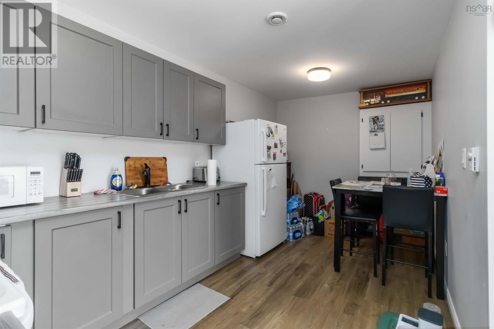 Property 6 of 31 of 1321 Highway 277