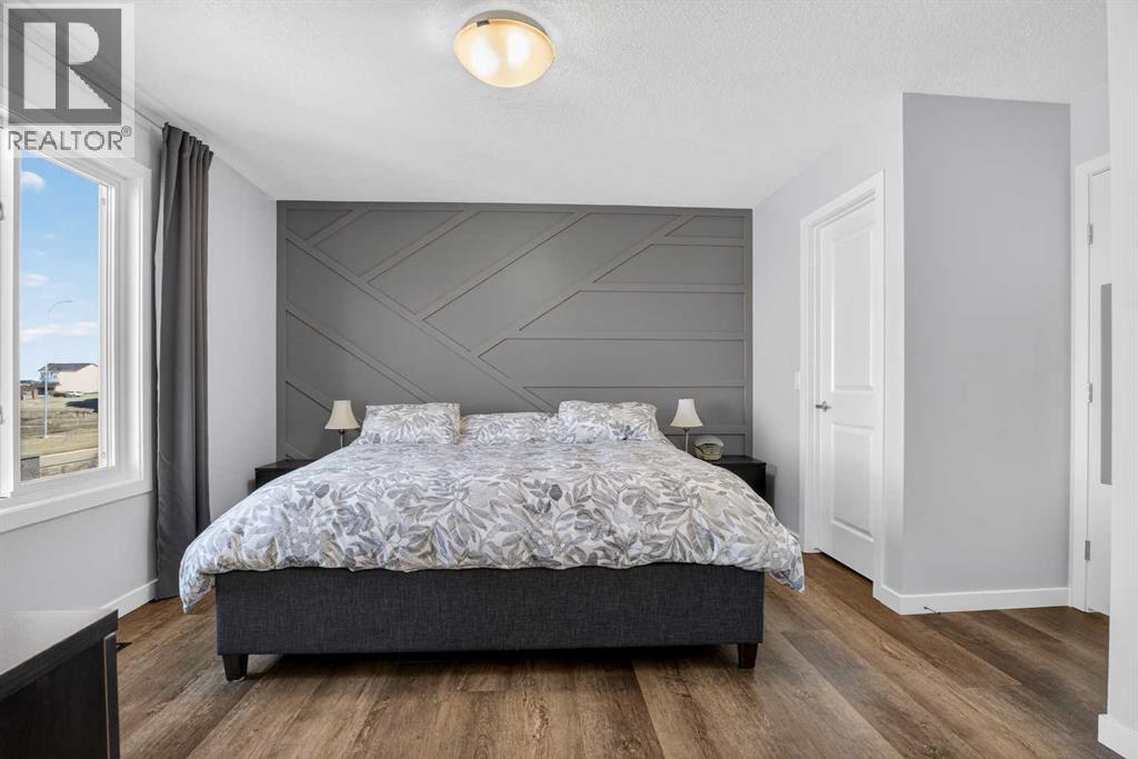 Single Family House for Sale in  Evansborough Way NW Evanston Calgary 