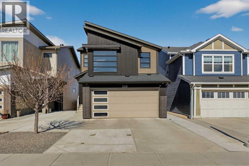 Single Family House for Sale in  Evansborough Way NW Evanston Calgary 