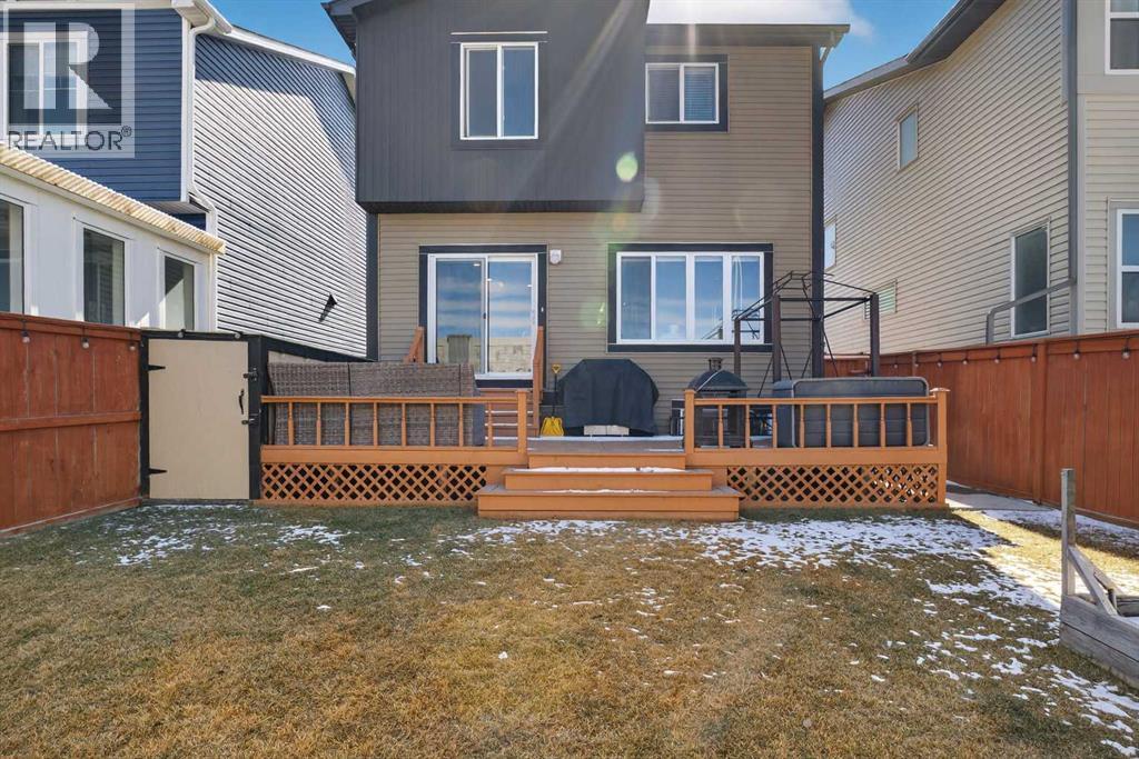 Single Family House for Sale in  Evansborough Way NW Evanston Calgary 