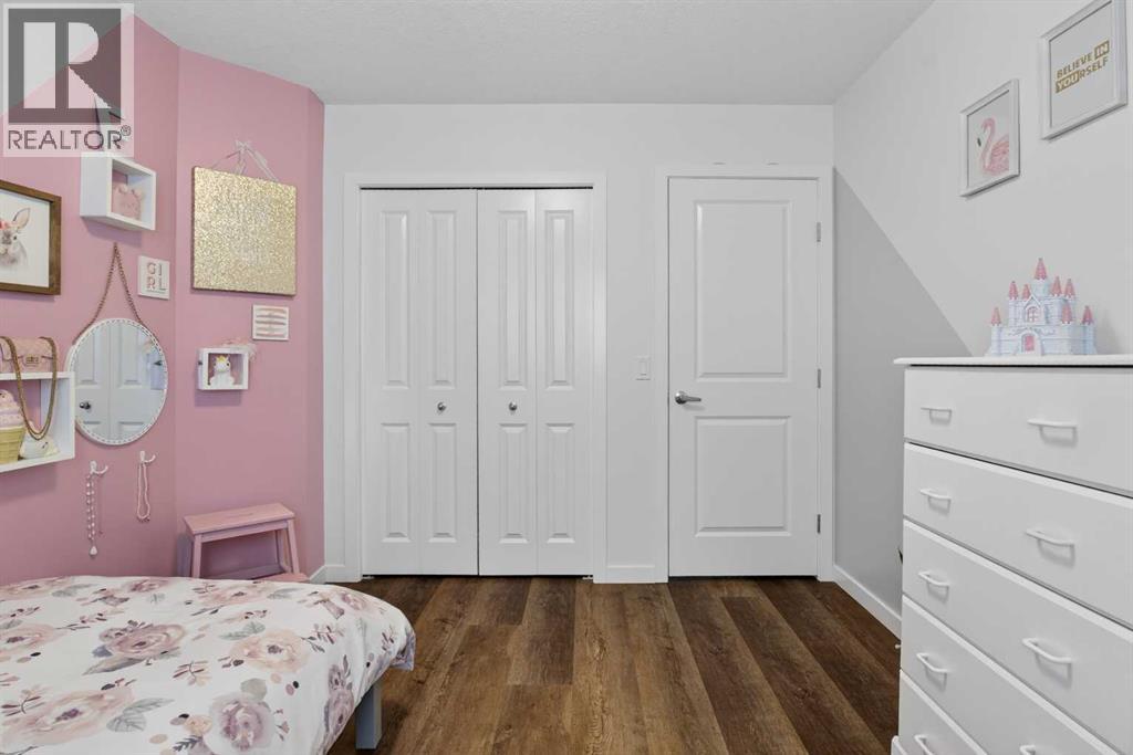 Single Family House for Sale in  Evansborough Way NW Evanston Calgary 