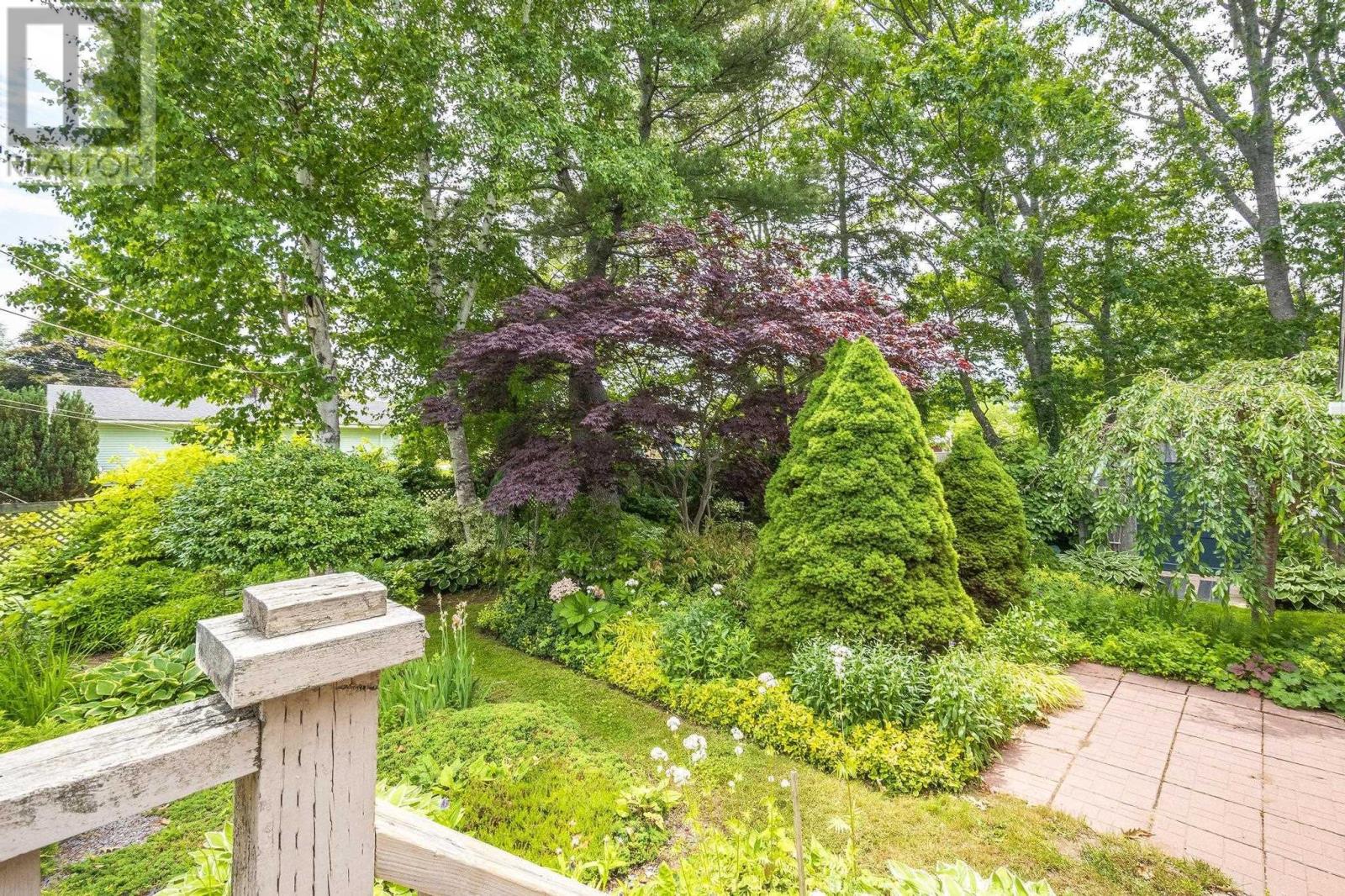 Property 27 of 49 of 480 Main Street