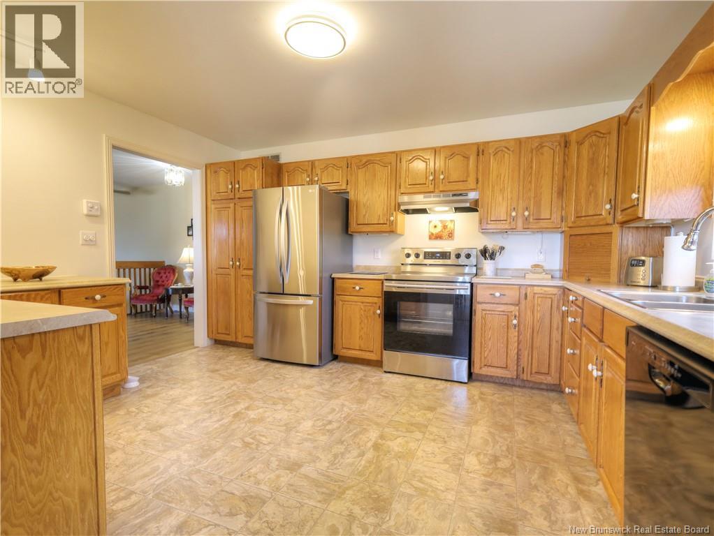 749 WAASIS ROAD - 11