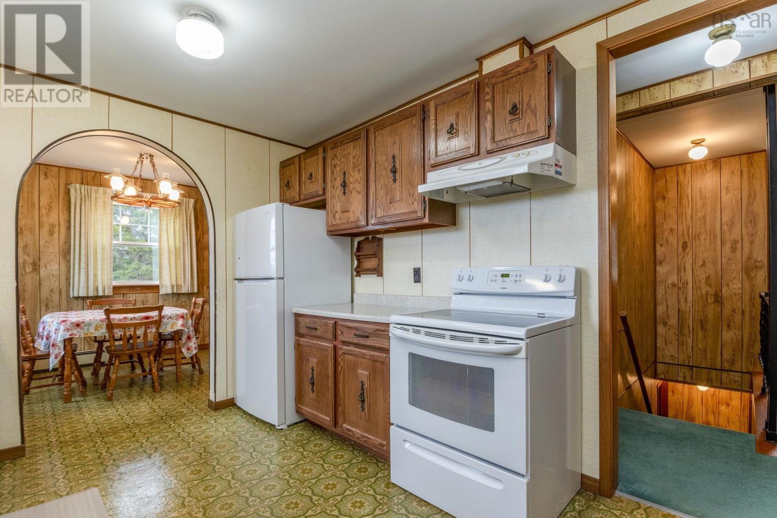 Property 27 of 44 of 3024 Clarence Road