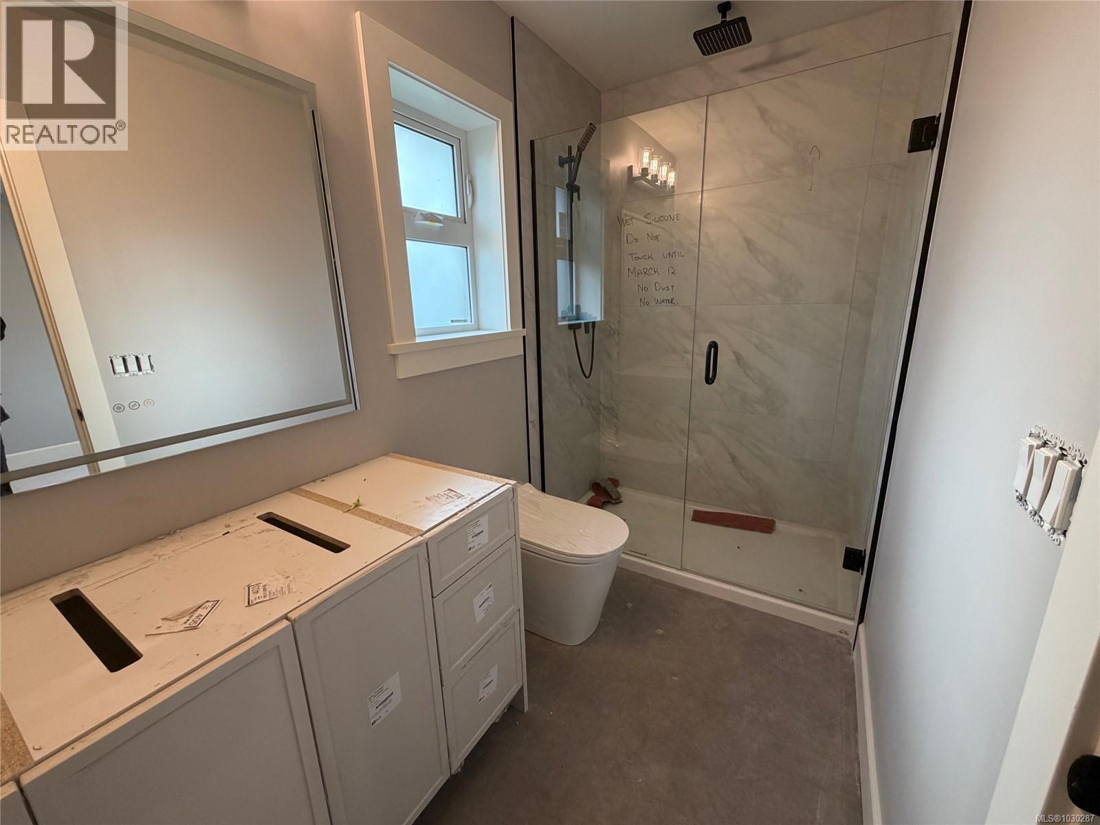 #3 1048 CLARKE RD - 10