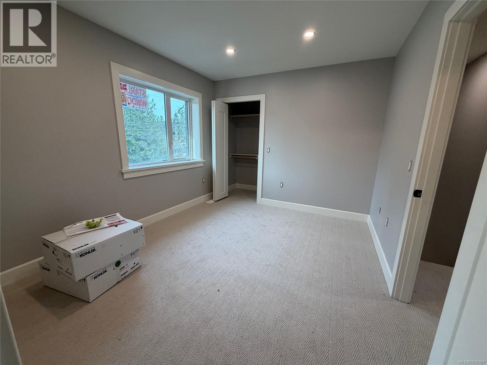 #3 1048 CLARKE RD - 12