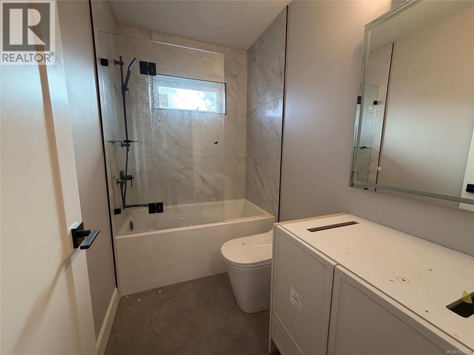 #3 1048 CLARKE RD - 13