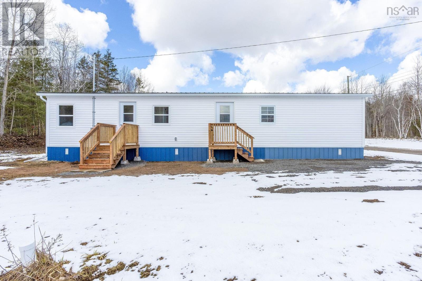 Property 18 of 21 of 39 Beattie Drive