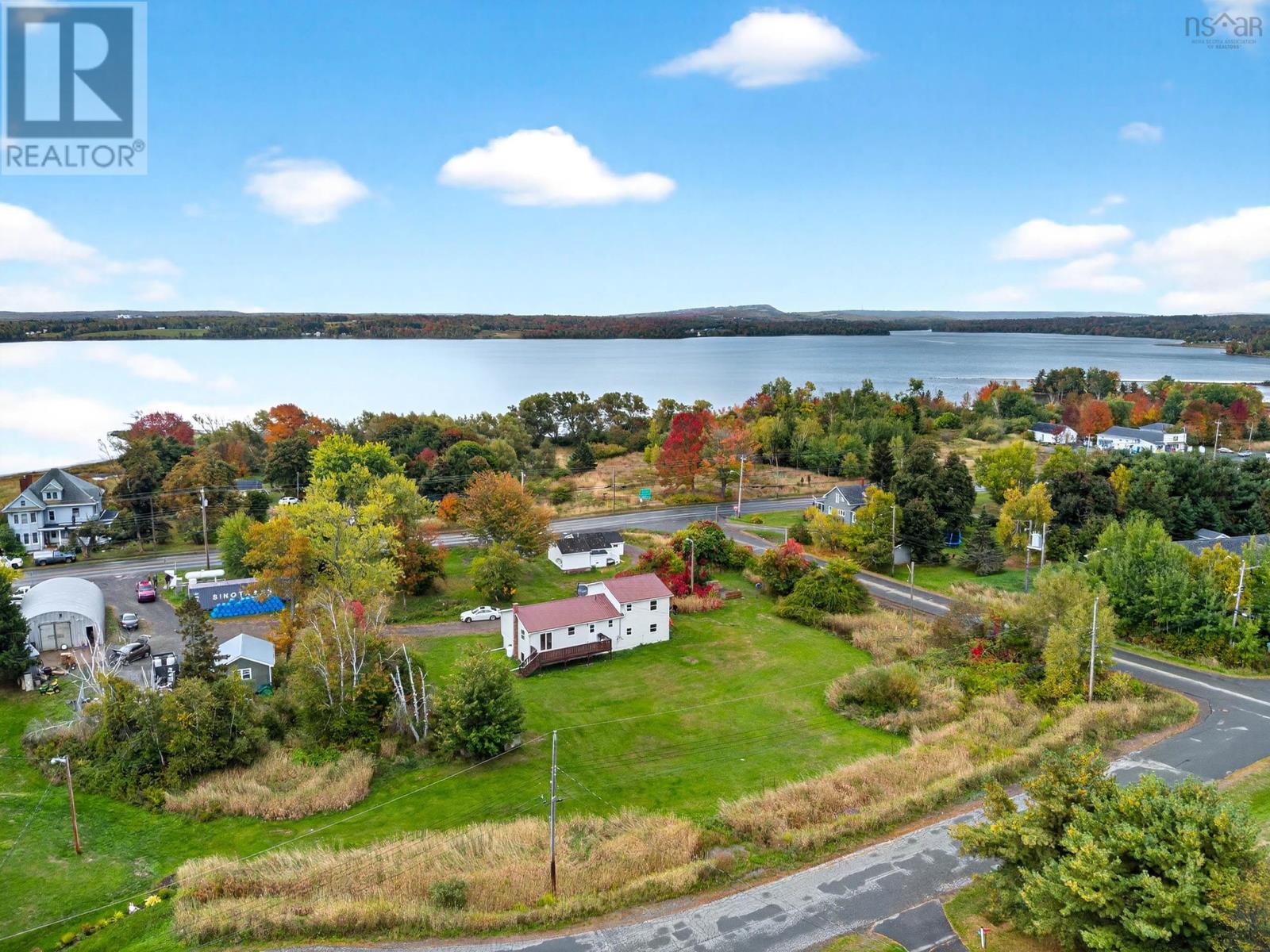 Property 8 of 50 of 2447 Highway 376