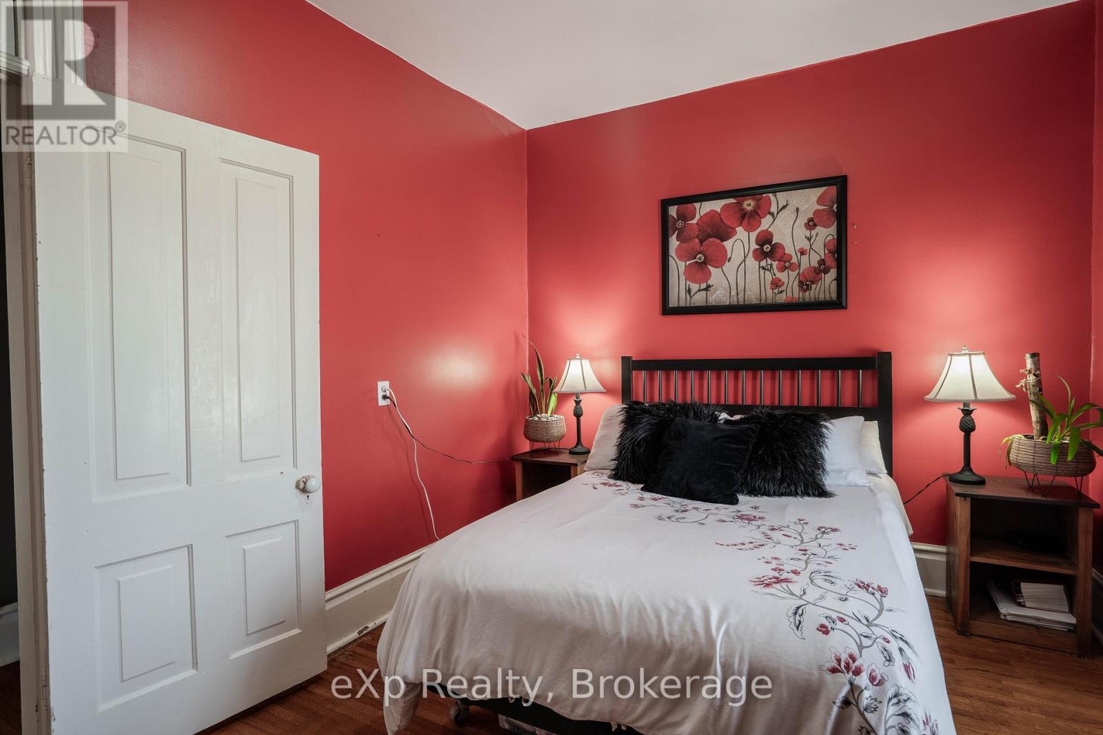 352 BERFORD STREET - 28