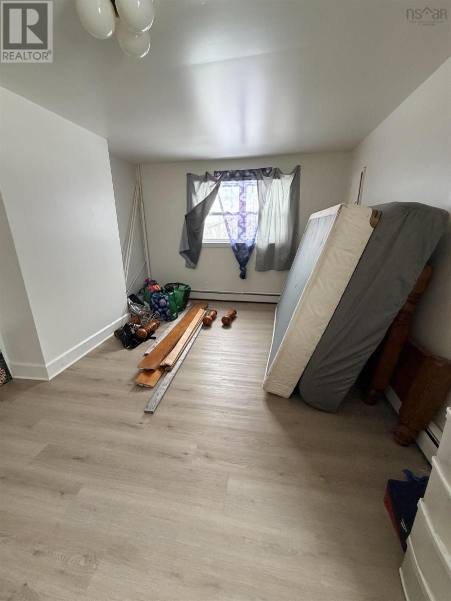 Property 47 of 49 of 3522/3524 Warren Avenue