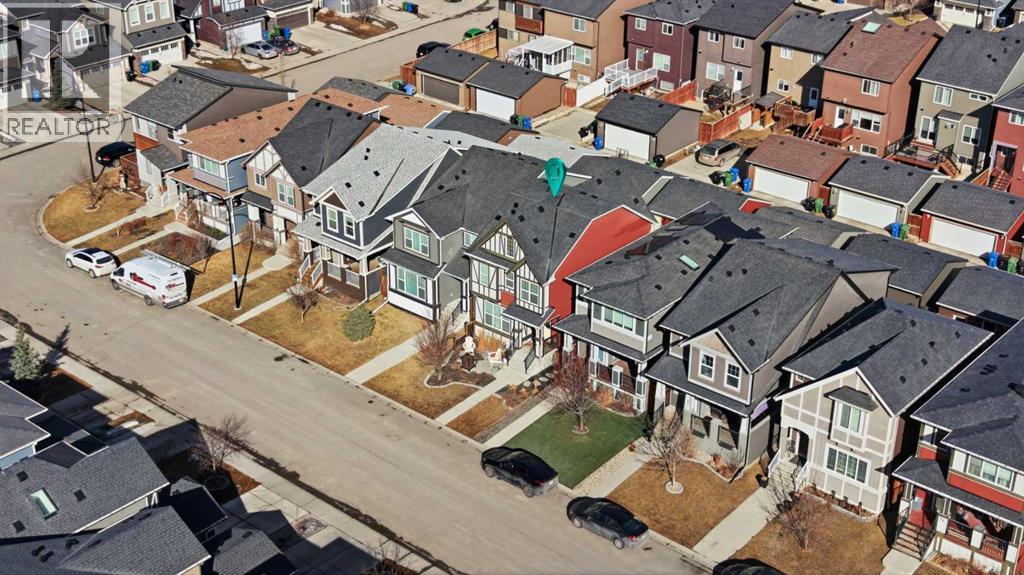 Single Family House for Sale in  Evansborough Common NW Evanston Calgary 