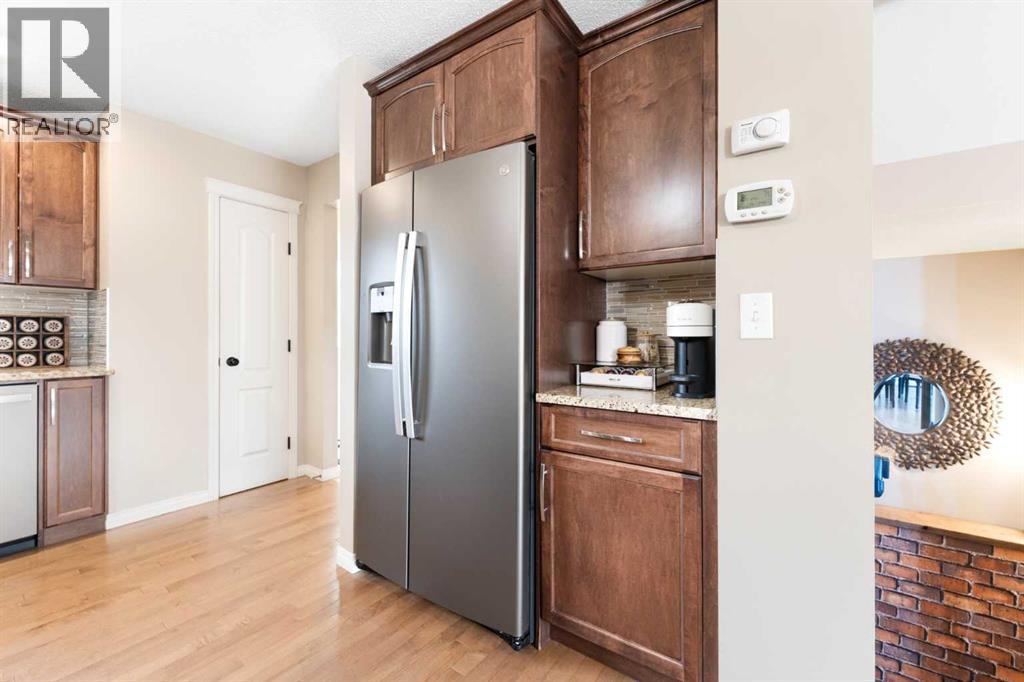 Single Family House for Sale in  Evansborough Common NW Evanston Calgary 