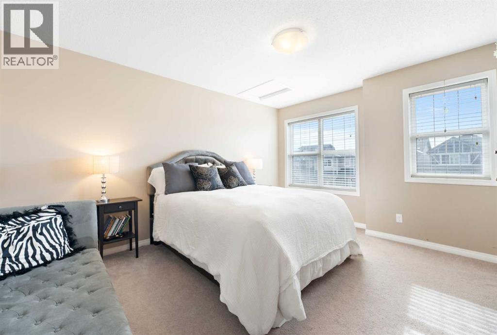 Single Family House for Sale in  Evansborough Common NW Evanston Calgary 