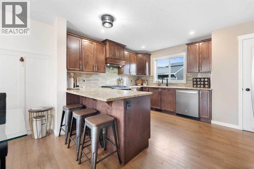 Single Family House for Sale in  Evansborough Common NW Evanston Calgary 