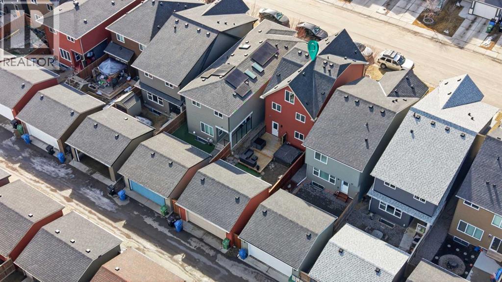 Single Family House for Sale in  Evansborough Common NW Evanston Calgary 