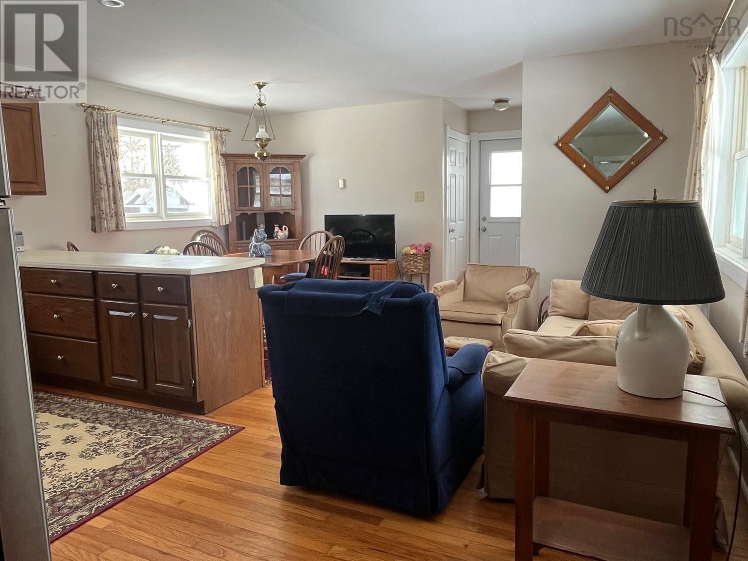 Property 14 of 37 of 1865 Station Road