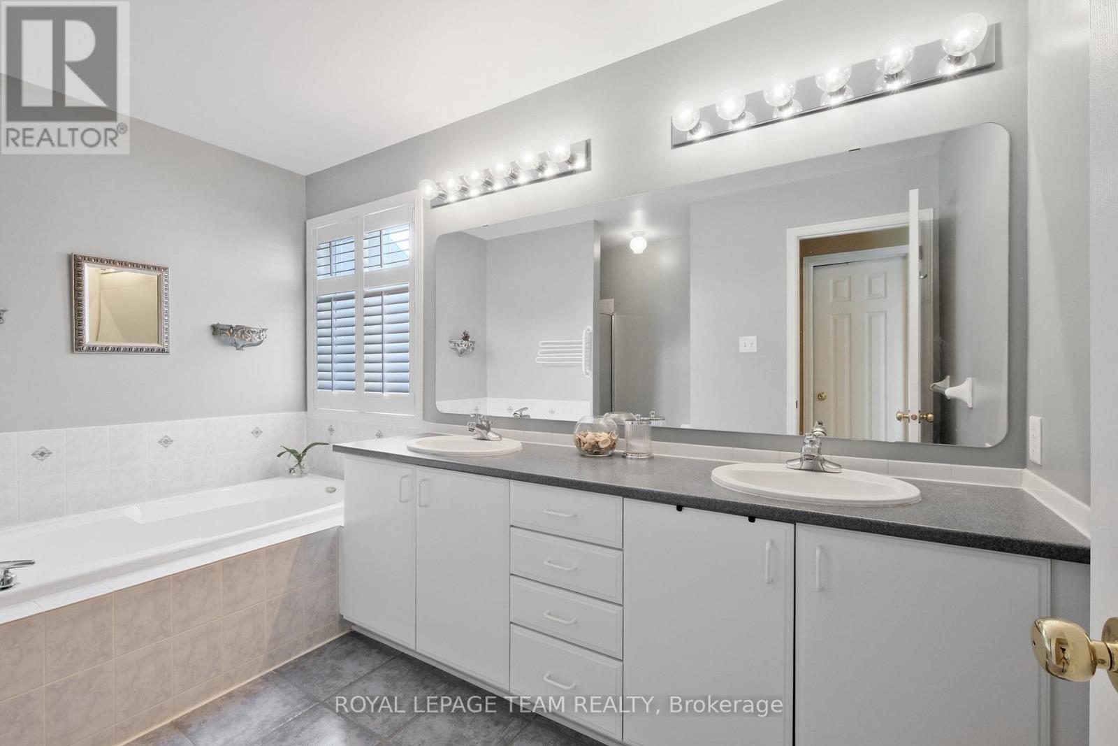 5 Piece Ensuite