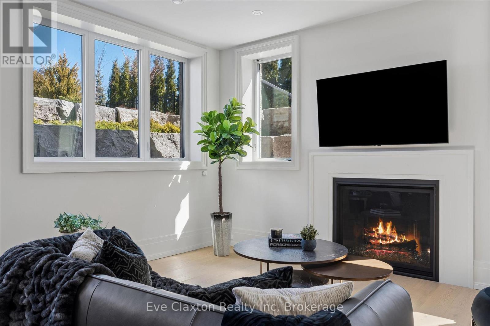 112 HERITAGE LAKE DRIVE - 32