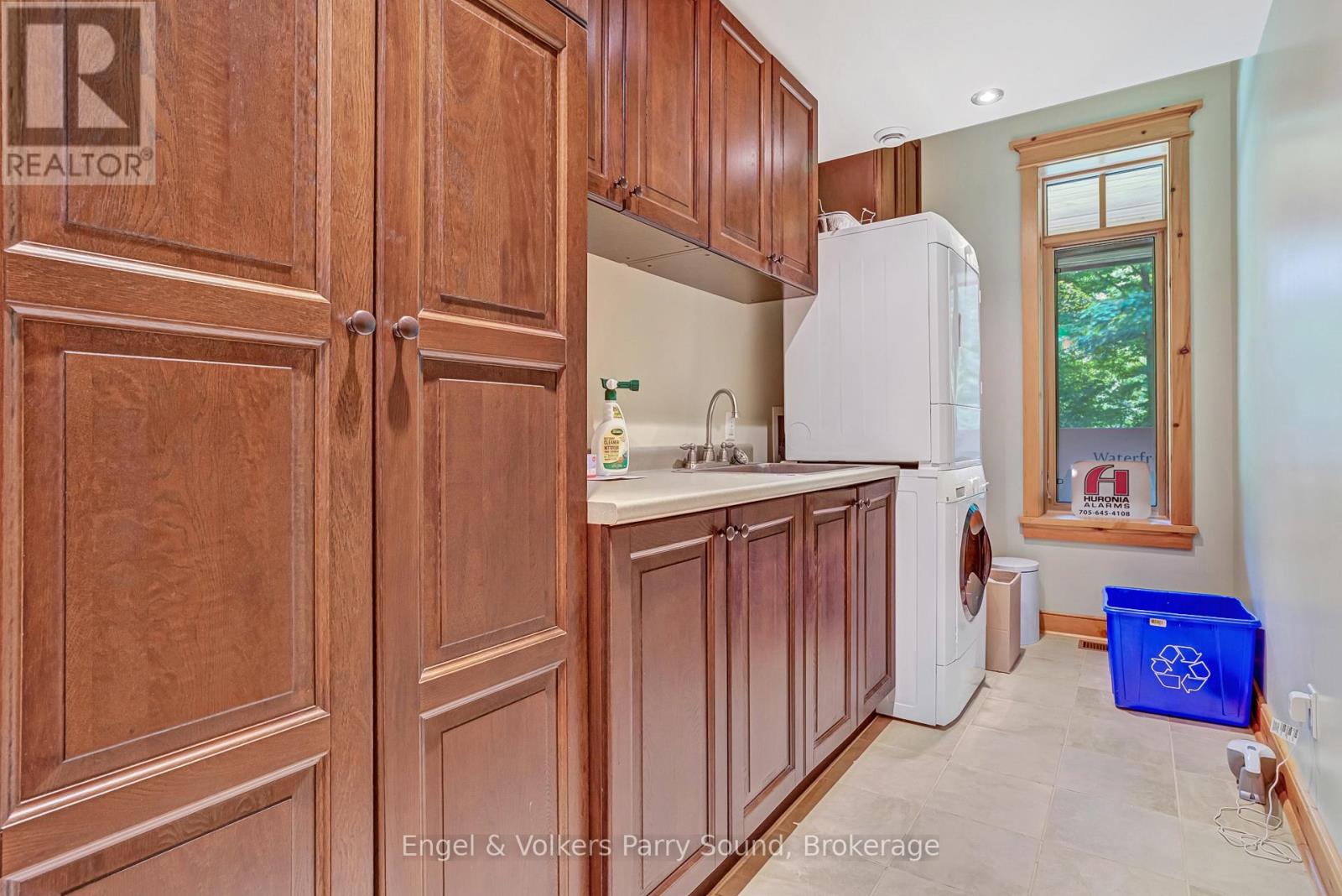 35 SHAKELL ROAD - 19