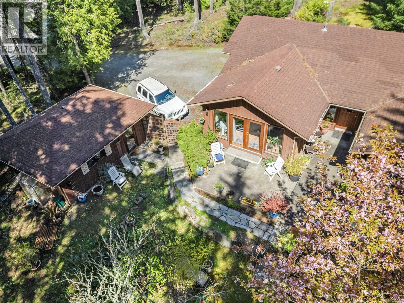  112 Cairns Place, Salt Spring