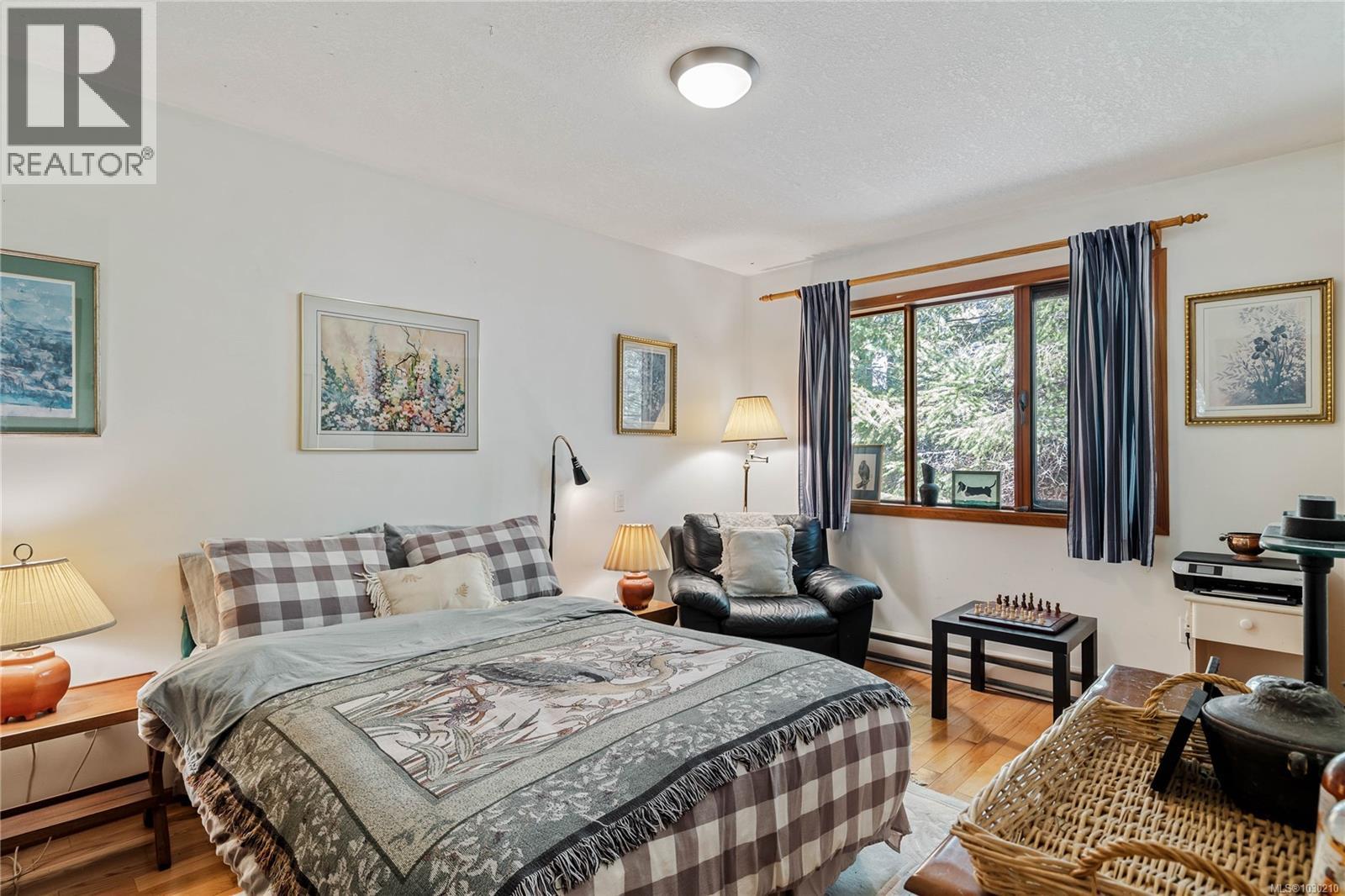  112 Cairns Place, Salt Spring