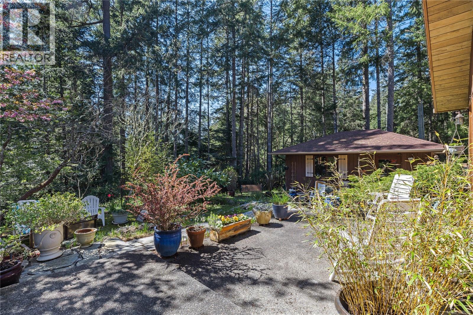  112 Cairns Place, Salt Spring