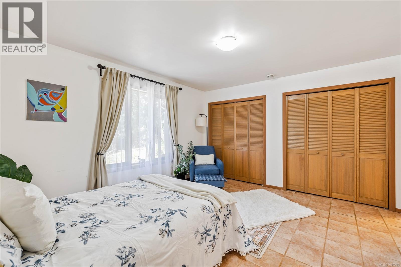  112 Cairns Place, Salt Spring