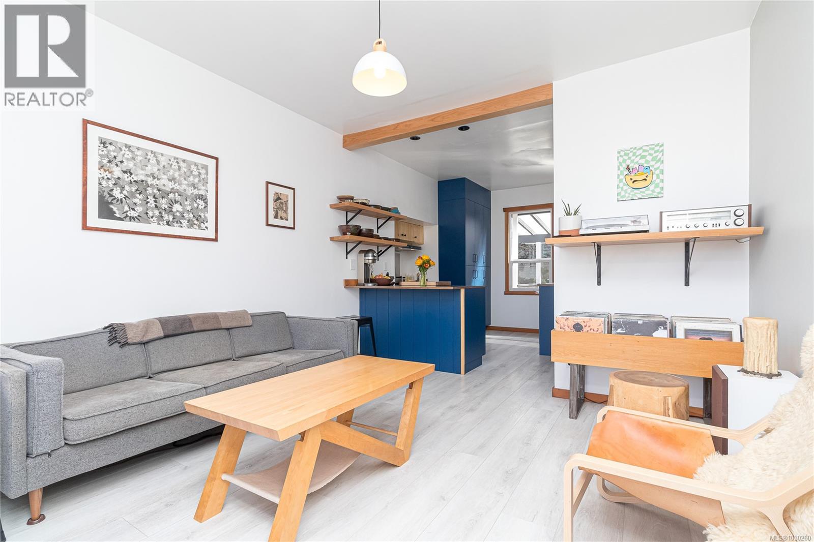 815 OLD ESQUIMALT RD - Image 3