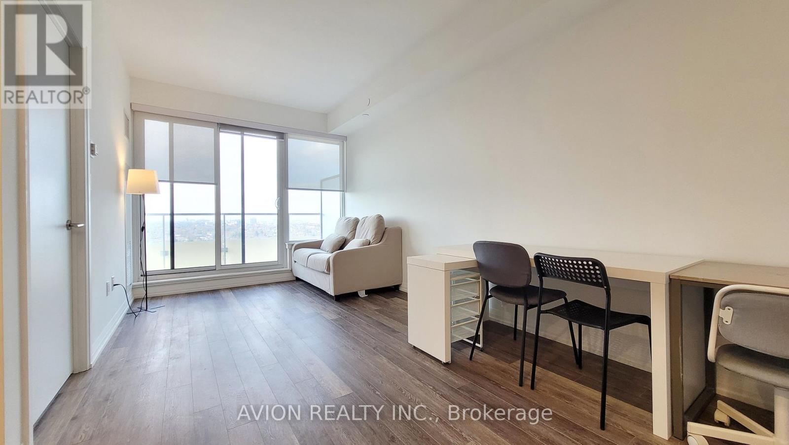 #2508 75 CANTERBURY PLACE - 2