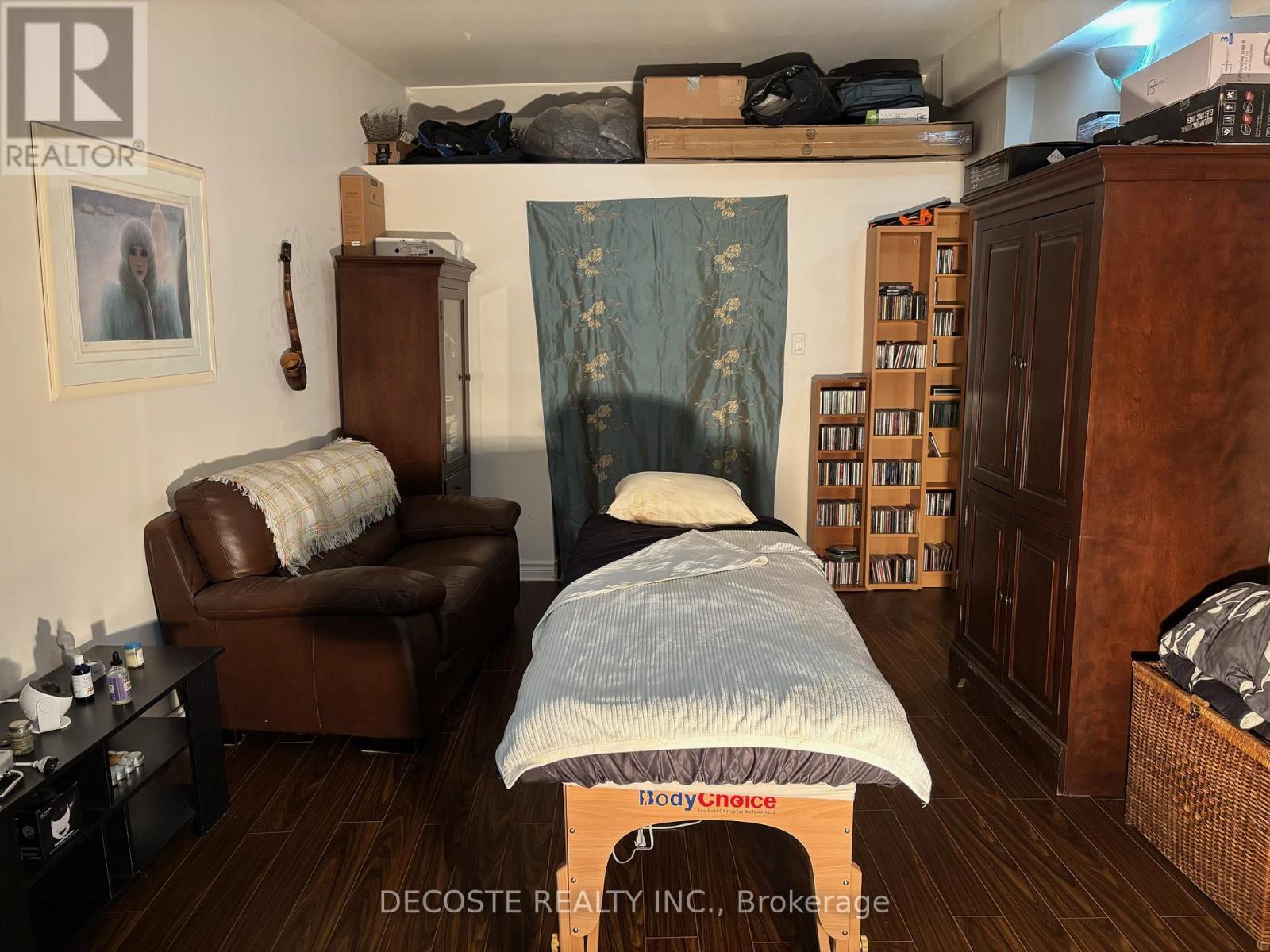 743 REGENT STREET - 15