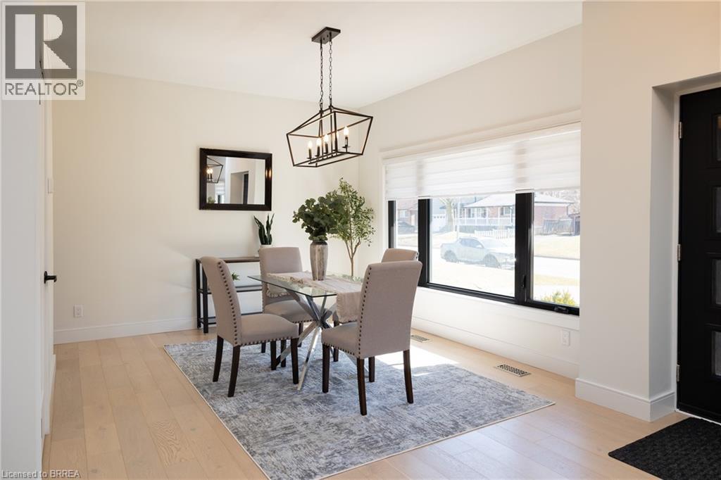 40 VARADI AVENUE - 17